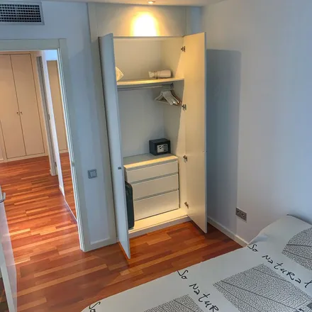 Rent this 1 bed apartment on Plaça de Pau Vila in 08001 Barcelona, Spain