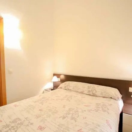 Rent this 1 bed apartment on Parroquia de San Miguel y San Sebastián in Carrer de Quart, 46008 Valencia
