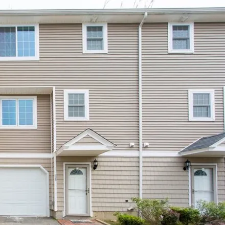 Rent this 3 bed townhouse on 3 Federal Square in Mansfield, CT 06250