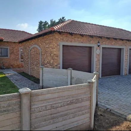 Image 9 - Chris Kotze Street, Vorsterpark AH, Midvaal Local Municipality, 1961, South Africa - Townhouse for rent