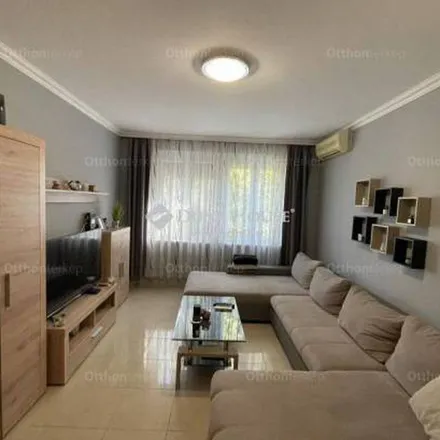 Rent this 3 bed apartment on Schäffer-palota in Szeged, Nagy Jenő utca
