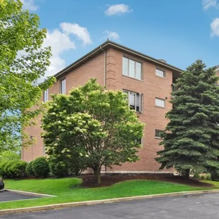 Buy this 2 bed condo on 6749 S Pointe Dr Unit 1B in Tinley Park, Illinois