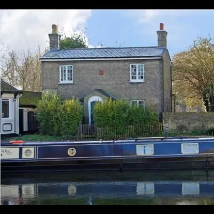 Image 1 - Ferry House, The Taka, Cambridge, CB4 1HA, United Kingdom - House for rent