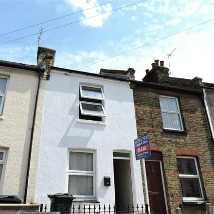 Rent this 2 bed townhouse on Howard Road in Dartford, DA1 1XS