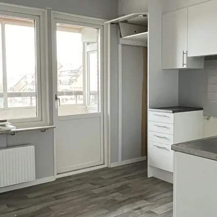 Rent this 1 bed apartment on Tyringegatan 8 in 252 76 Helsingborg, Sweden