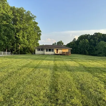 Image 1 - 2159 Donelson Parkway, Dover, Stewart County, TN 37058, USA - House for sale