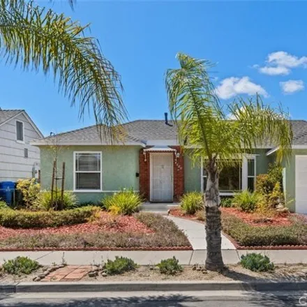 Buy this 3 bed house on 4620 Valencia Drive in San Diego, CA 92115