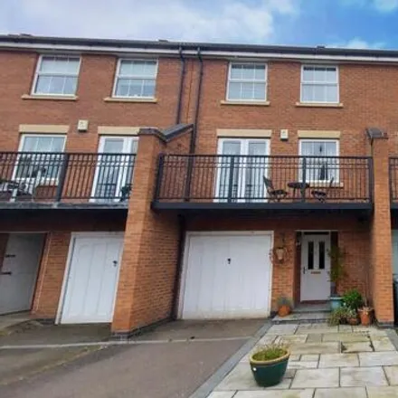 Buy this 4 bed townhouse on Rosemary Gardens in Bourne, PE10 9NU
