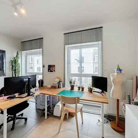 Rent this 1 bed apartment on Zwijnaardsesteenweg 80 in 9000 Ghent, Belgium