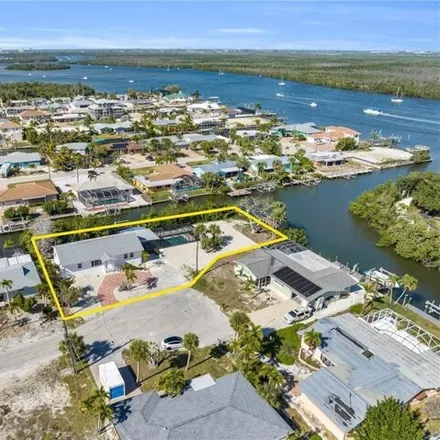 Image 4 - 499 Jefferson Court, Fort Myers Beach, Lee County, FL 33931, USA - House for sale