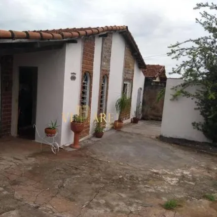 Buy this 3 bed house on Rua Salomão Antônio Pedro in Estoril, São José do Rio Preto - SP