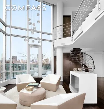 Image 2 - 166 West 18th Street, New York, NY 10011, USA - Condo for sale