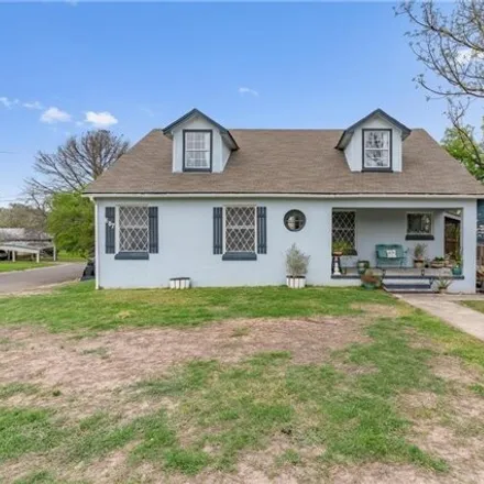 Buy this 4 bed house on 131 North Spring Street in Lampasas, TX 76550