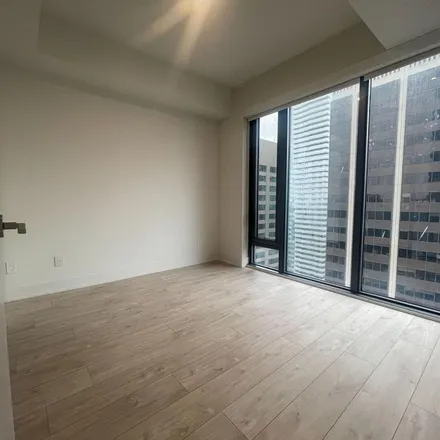 Image 5 - 14 Cumberland Street, Old Toronto, ON M4W 1L1, Canada - Apartment for rent
