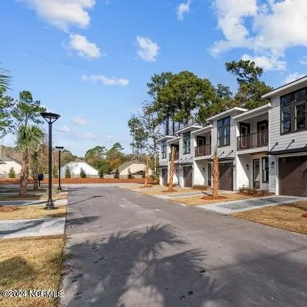 Rent this 3 bed townhouse on 5543 Wrightsville Avenue in Bradley Park, Wilmington