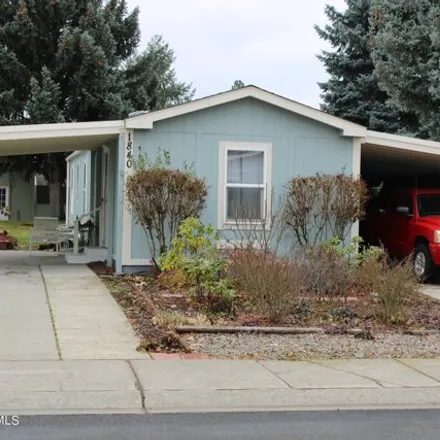 Buy this studio apartment on 1864 West Westminster Avenue in Coeur d'Alene, ID 83815
