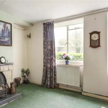 Image 2 - Toadsmoor Road, Brimscombe, GL5 2UF, United Kingdom - Duplex for sale