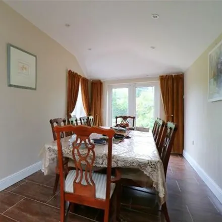 Image 7 - Creswick Road, London, W3 9EZ, United Kingdom - House for sale