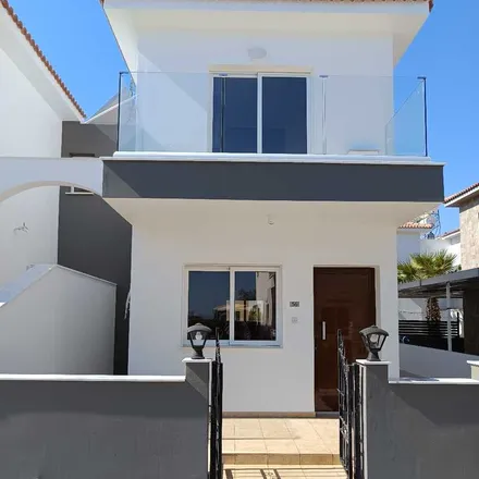 Rent this 2 bed house on Frenaros in Δήμος Παραλιμνίου - Δερύνειας, Cyprus