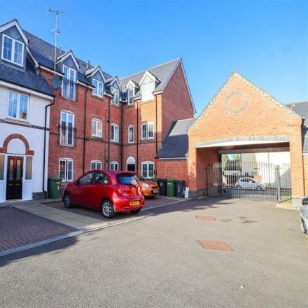 Rent this 2 bed apartment on London Drive in Willenhall, WV13 1DN