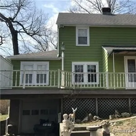 Image 2 - 19 Woodledge Road, Springdale, Stamford, CT 06907, USA - House for sale