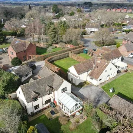 Image 2 - 10 Roman Heights, Wimborne Minster, BH21 3XQ, United Kingdom - House for sale