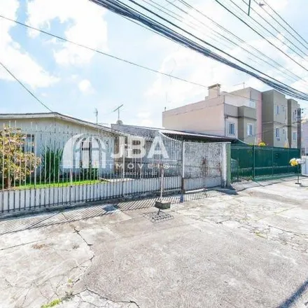 Buy this 3 bed house on Rua Antônio Contin 503 in Cajuru, Curitiba - PR