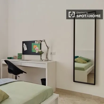 Image 7 - Rossi Immobiliare, Viale Coni Zugna, 37, 20144 Milan MI, Italy - Room for rent