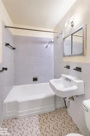 Image 4 - 345 EAST 81ST STREET 7N in New York - Apartment for sale
