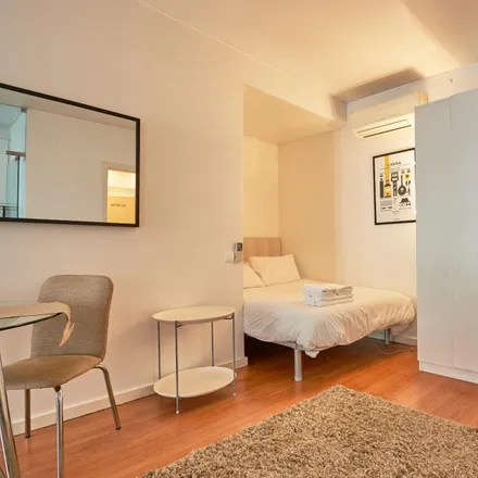 Rent this studio apartment on Cork&co in Rua das Salgadeiras 10, 1200-036 Lisbon