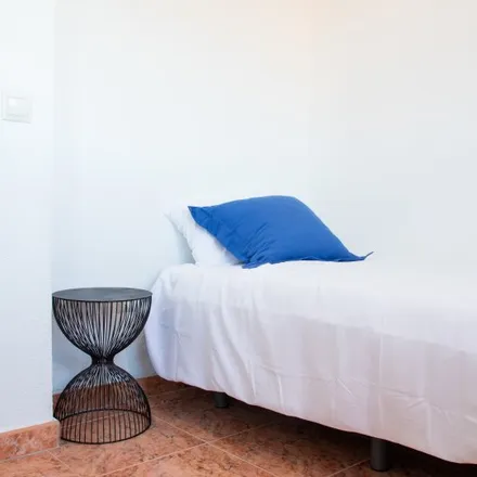 Rent this 3 bed room on Plaza de Leire in Madrid, Spain