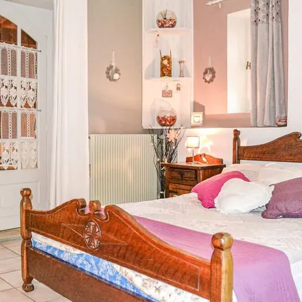 Rent this 1 bed apartment on 24120 Beauregard-de-Terrasson