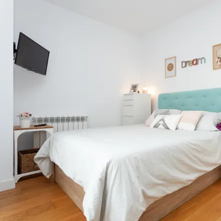 Rent this 3 bed apartment on Carrer de la Marina in 102, 08018 Barcelona