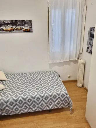 Rent this 4 bed room on Calle de Ferraz in 88, 28008 Madrid