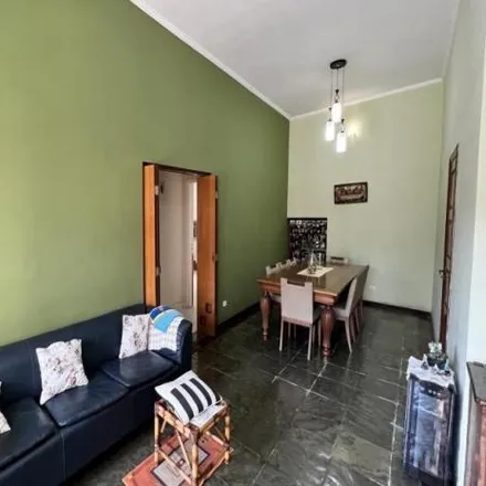 Rent this 5 bed house on Rua Santina da Costa in Jardim Bela Vista, Osasco - SP