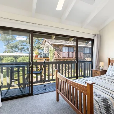 Rent this 2 bed townhouse on Mollymook NSW 2539