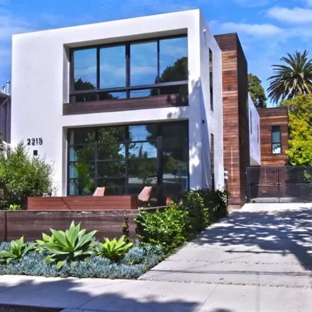 Rent this 3 bed townhouse on 2237 5th Street in Santa Monica, CA 90405