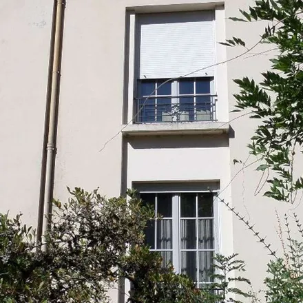 Image 4 - 12 Boulevard de l’Hôtel de Ville, 87500 Saint-Yrieix-la-Perche, France - Apartment for rent