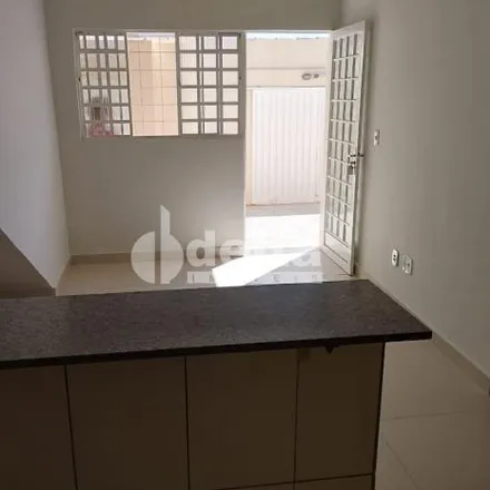 Rent this 2 bed apartment on Rua Tiradentes in Fundinho, Uberlândia - MG