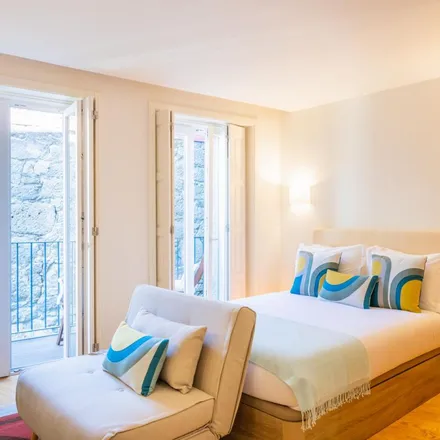 Rent this 1 bed apartment on Cordoaria in Travessa do Carmo, 4050-366 Porto