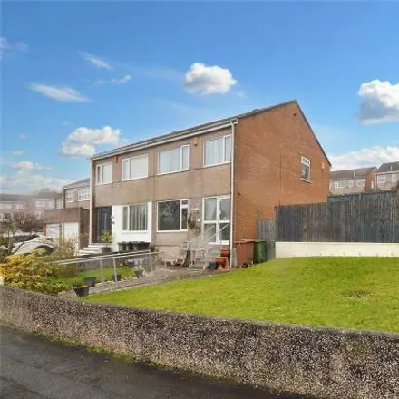 Buy this 3 bed duplex on Cressbrook Drive in Plympton, PL6 8RY