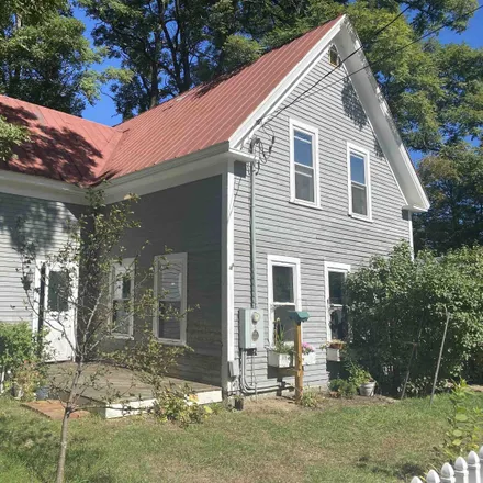 Buy this 4 bed house on 278 West Main Street in Conway, NH 03818
