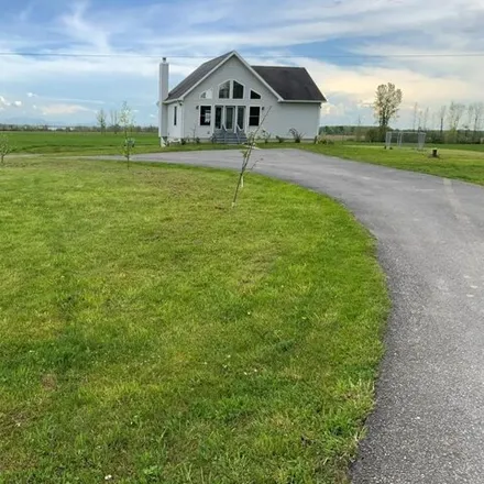 Buy this 3 bed house on Leggett Road in Champlain, Clinton County
