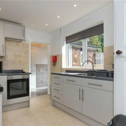 Image 4 - St. Andrew's Drive, Newcastle-under-Lyme, ST5 2PA, United Kingdom - Townhouse for rent
