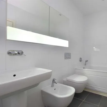 Image 7 - Harry Davis Court, Armstrong Drive, Worcester, WR1 2GJ, United Kingdom - Apartment for rent