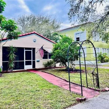 Buy this 3 bed house on 1564 Jefferson Street in Hollywood, FL 33020