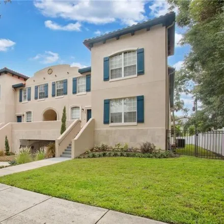 Rent this 3 bed condo on 318 Vanderbilt Street in Orlando, FL 32804