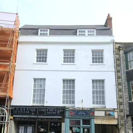 Buy this 2 bed apartment on Dollyhotdogs in 56 Broad Street, Lyme Regis