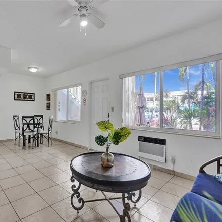 Image 6 - 374 Coolidge Street, Hollywood, FL 33019, USA - Apartment for rent