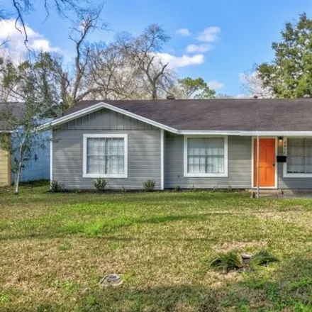 Buy this 3 bed house on 4970 Wyatt Street in Beaumont, TX 77705